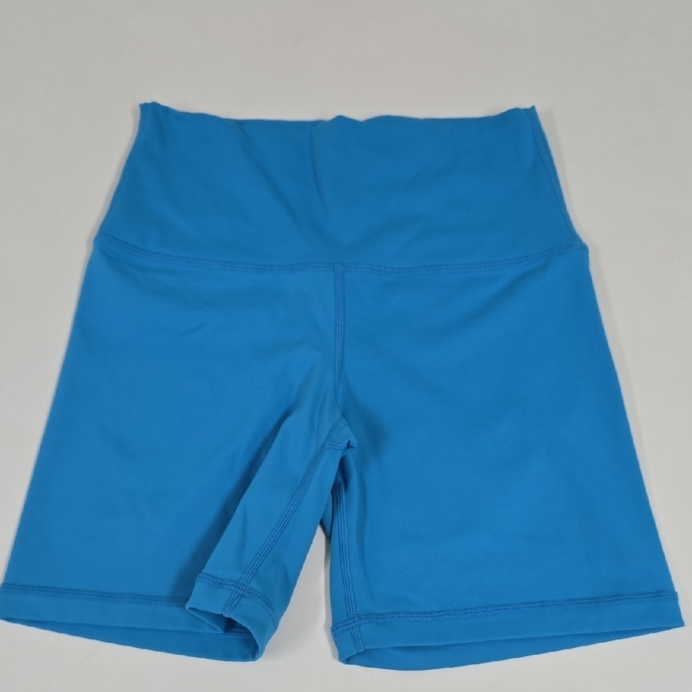 Size M sky blue Luxforme SetActive bike shorts
